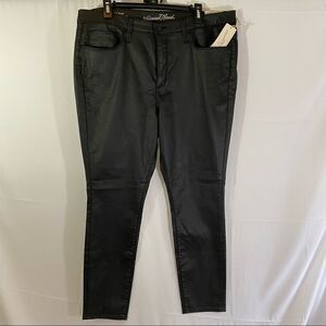 Universal Thread Women’s High Rise Skinny Waxed Coated Pants